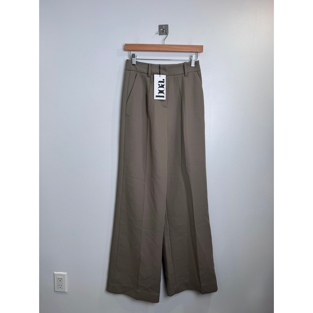 NWT Boa Women Taupe Wide Leg High Waisted Pleated Dress Pants Small